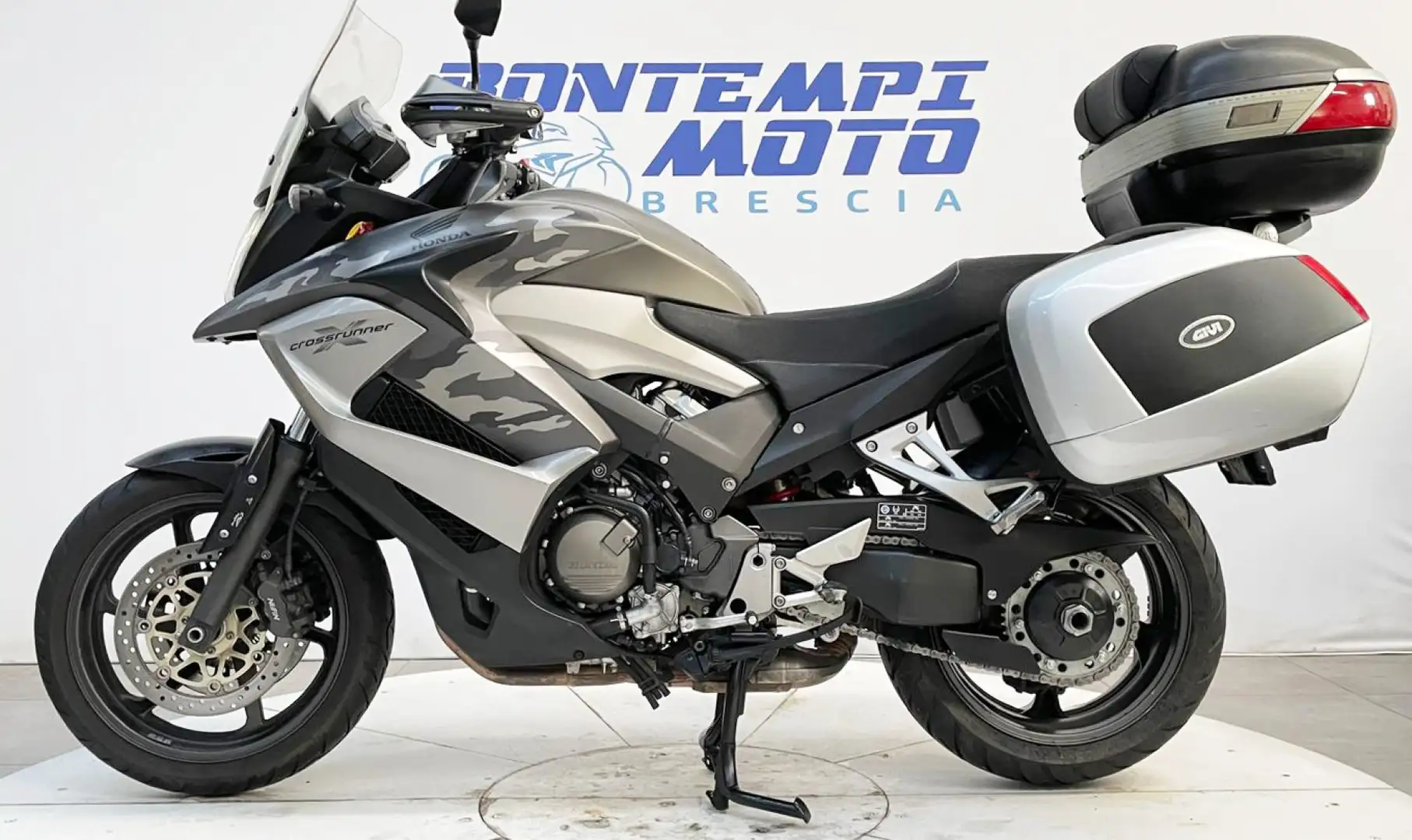 Honda Crossrunner 2013 VFR800X CROSSRUNNER + VALIGIE Grigio - 2
