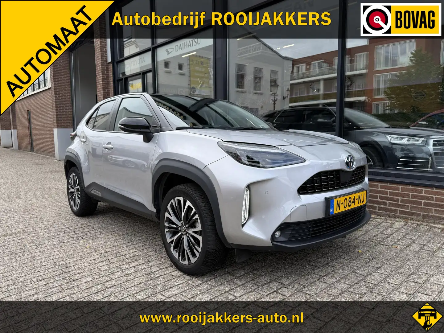 Toyota Yaris Cross 1.5 Hybrid Executive Grijs - 1