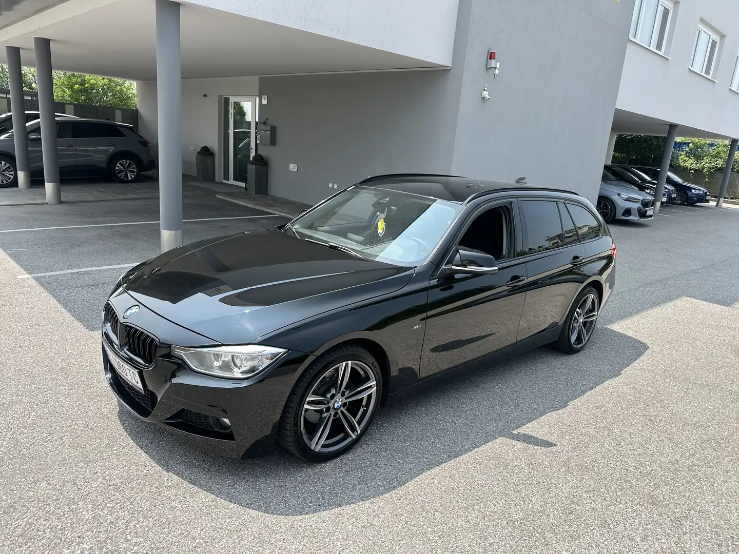 BMW 318 318d Touring Österreich-Paket - 2