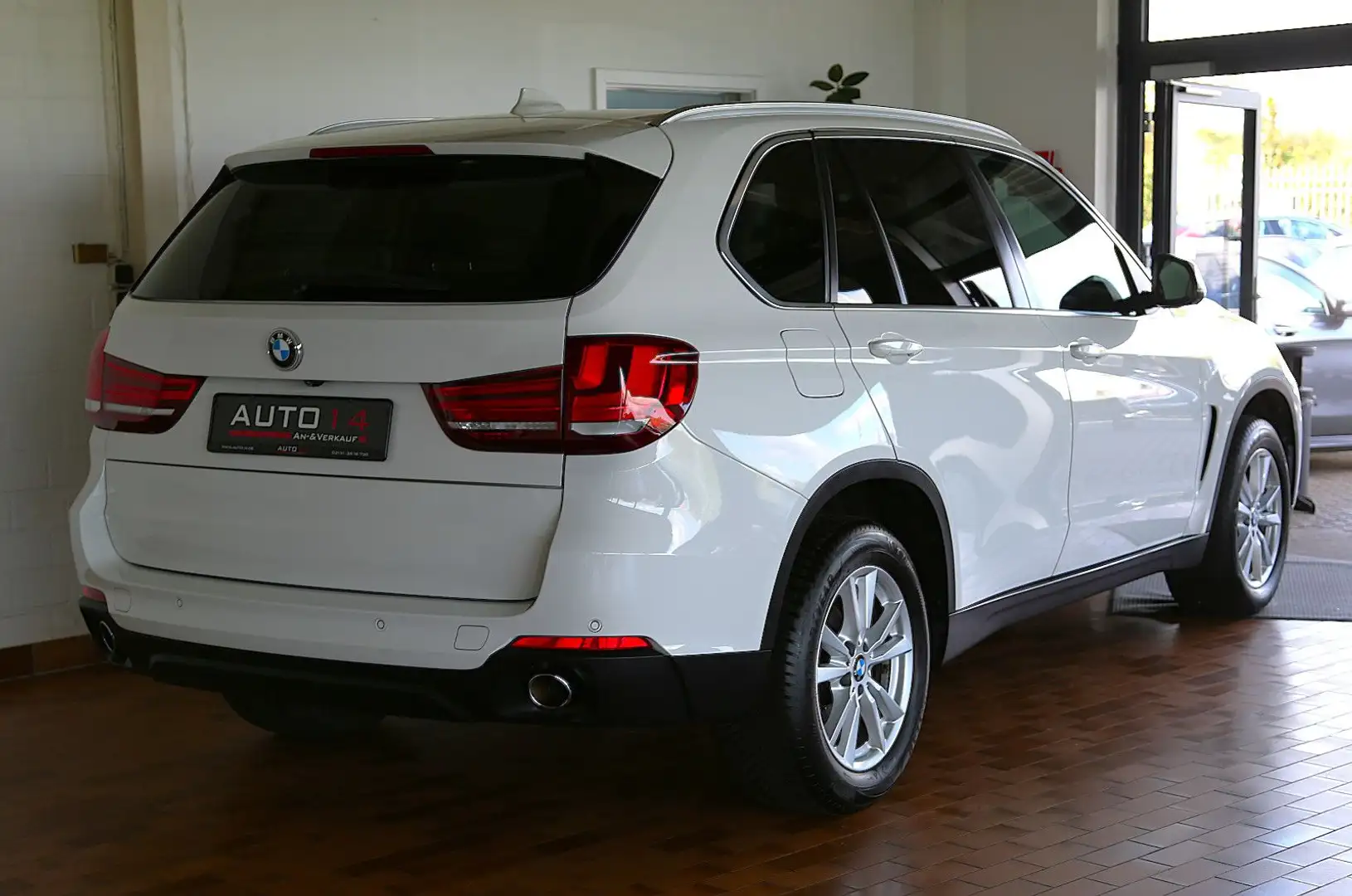 BMW X5 xDrive 30d Navi HUD AHK HiFi Standh. 360° Blanc - 2