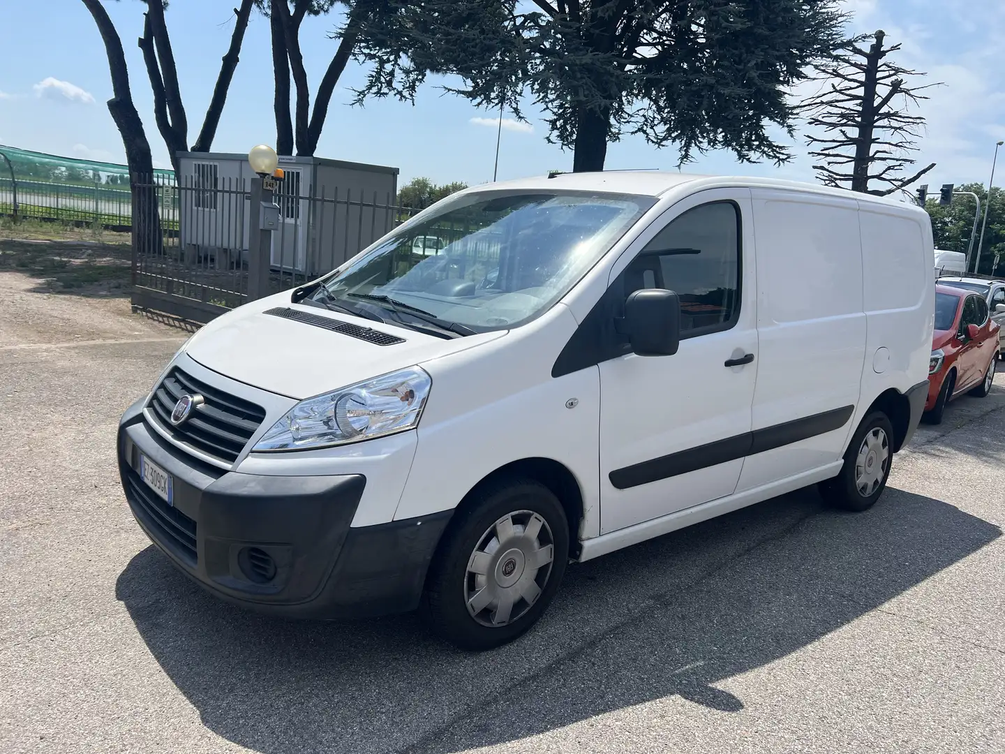 Fiat Scudo 2,0 diesel 94 kw Blanc - 2