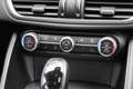 Alfa Romeo Giulia 2.0T Super | Veloce interieur | Stuur\stoel verwar Gris - thumbnail 13