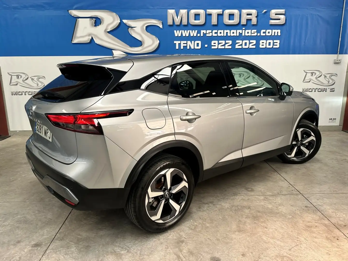 Nissan Qashqai 1.3 DIG-T mHEV 12V N-Connecta 4x2 Aut. 117kW Gris - 2