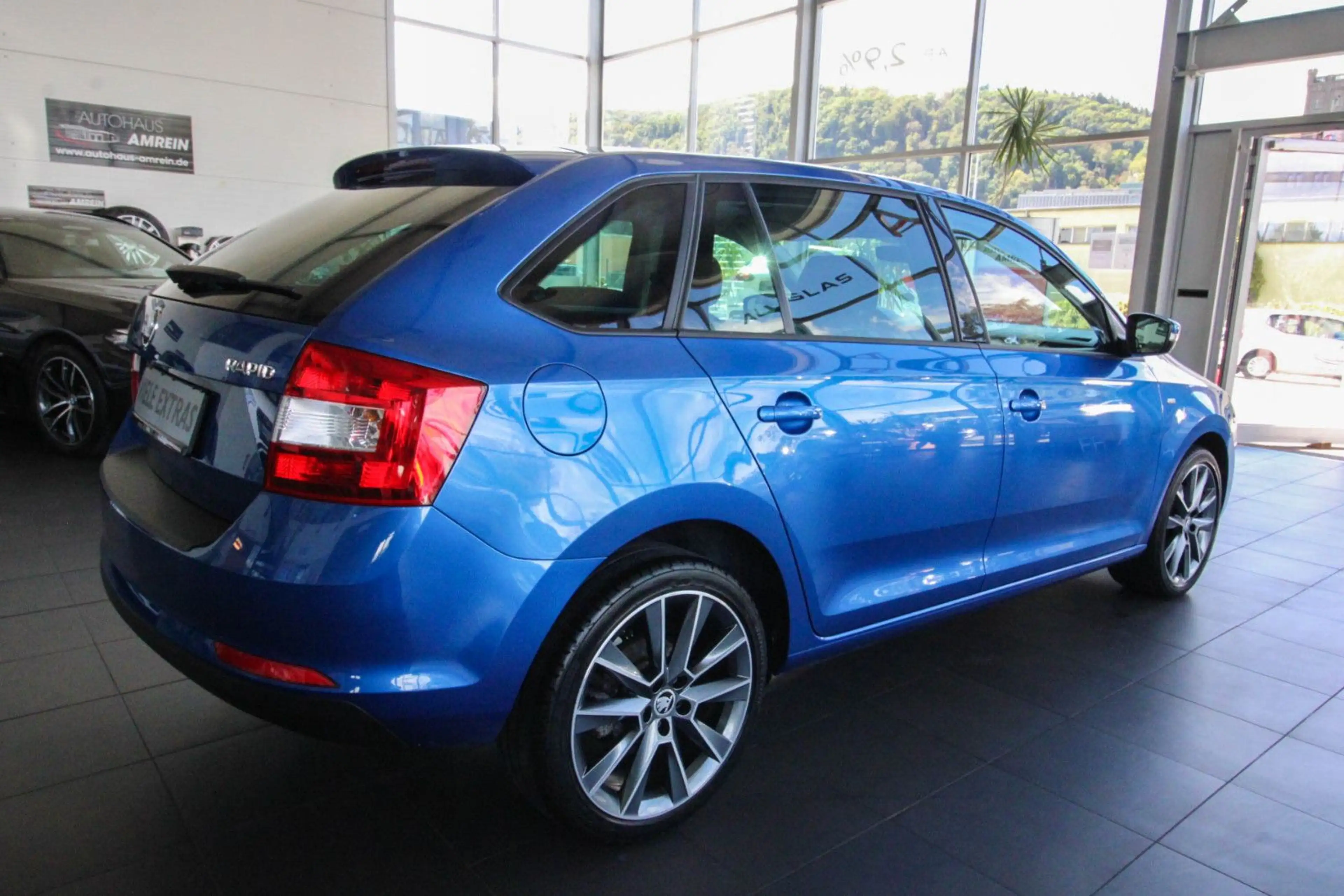 Skoda Rapid/Spaceback Spaceback Drive/Pano/Bi-Xenon/PDC/Kamera/ — photo 5