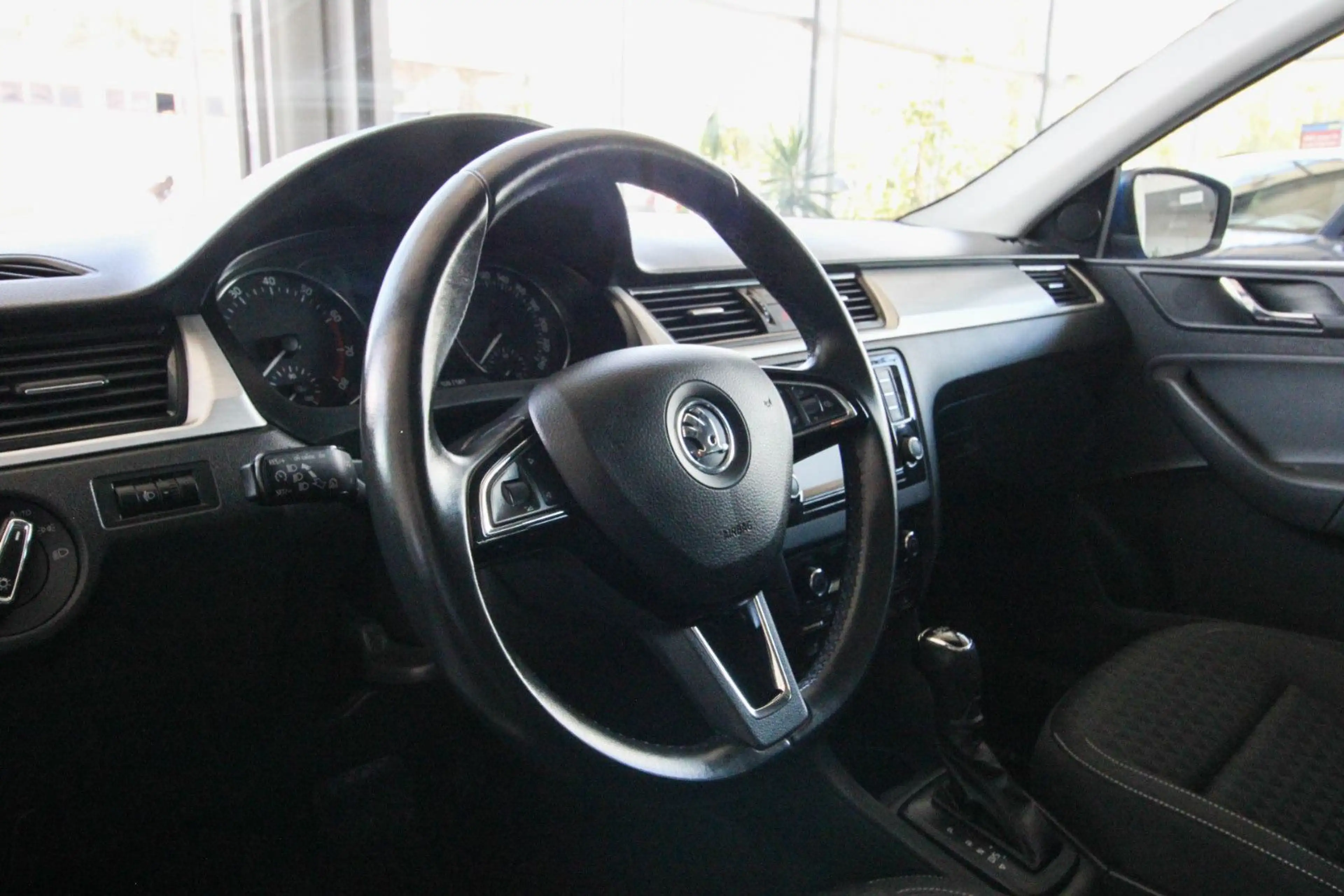 Skoda Rapid/Spaceback Spaceback Drive/Pano/Bi-Xenon/PDC/Kamera/ — photo 14