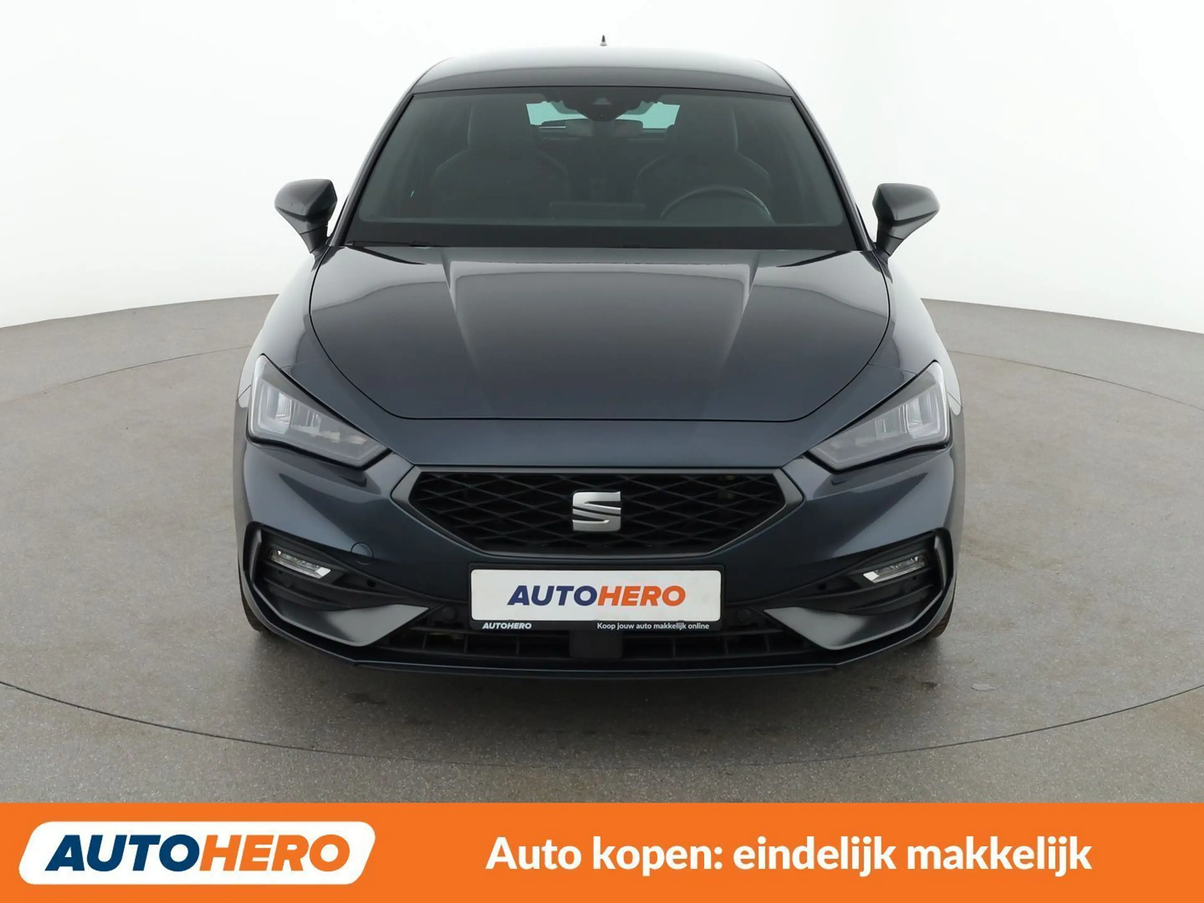 SEAT Leon e-Hybrid 1.4 TSI e-HYBRID FR — photo 9