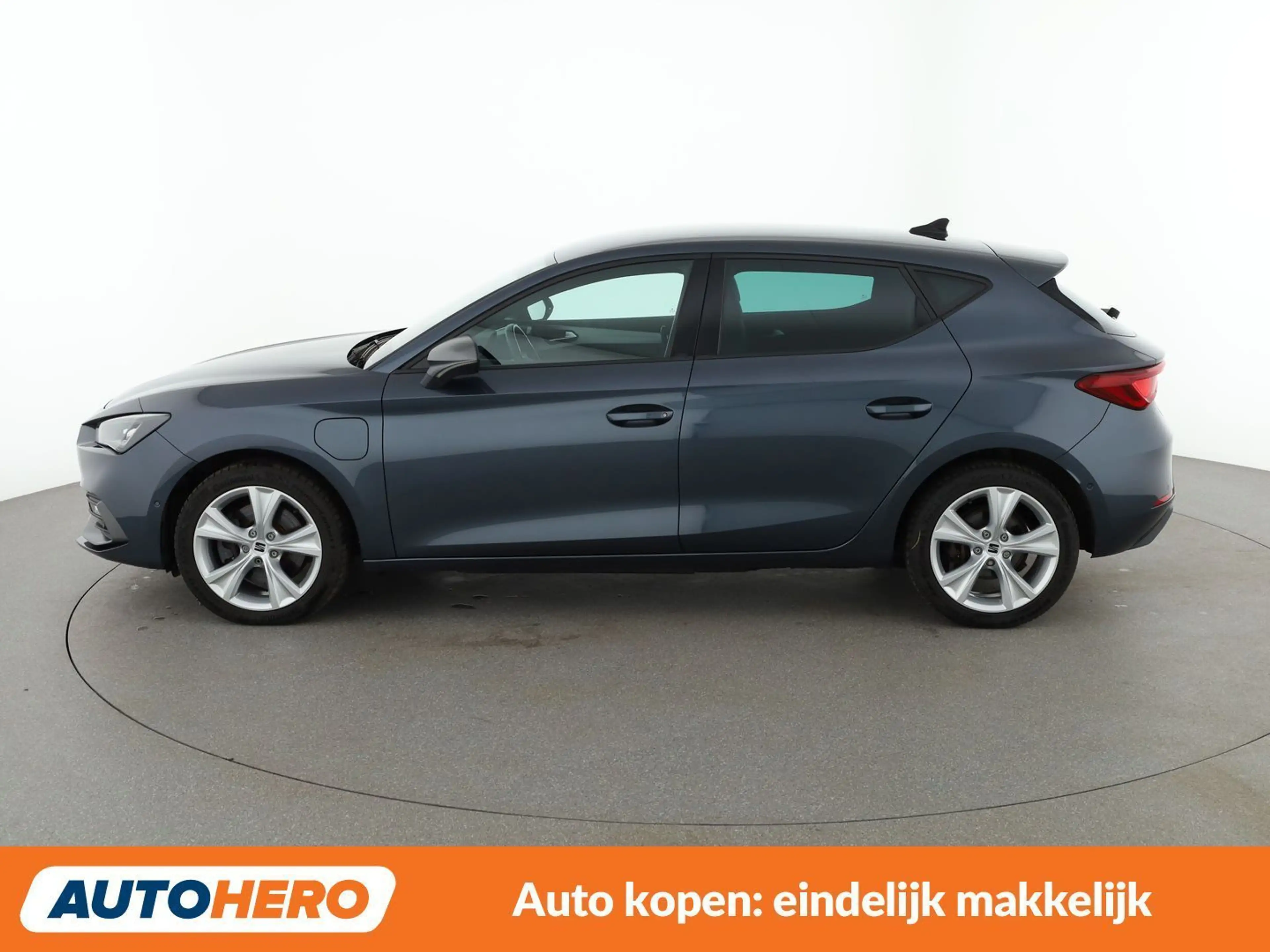 SEAT Leon e-Hybrid 1.4 TSI e-HYBRID FR — photo 3