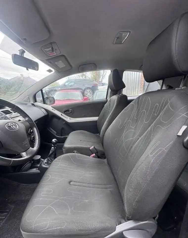 Toyota Yaris Yaris — photo 10