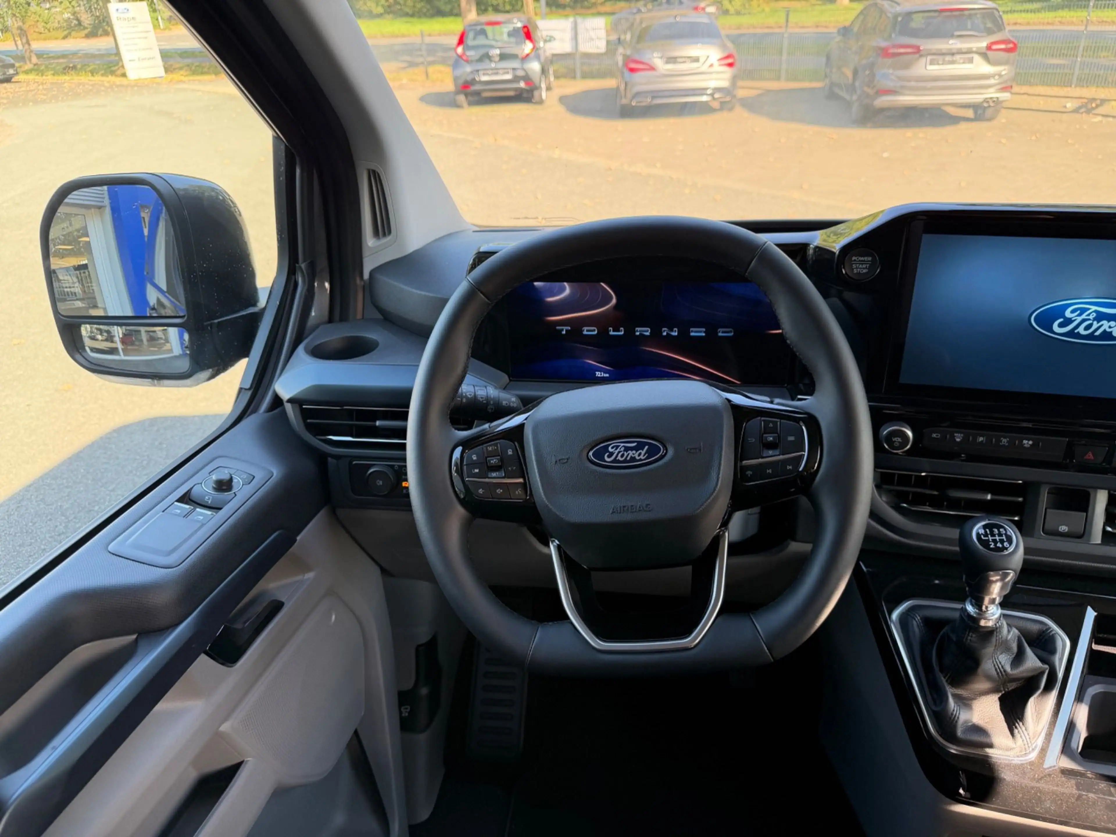 Ford Tourneo Custom 2.0 EcoBlue 320 L1 Active FWD — photo 14
