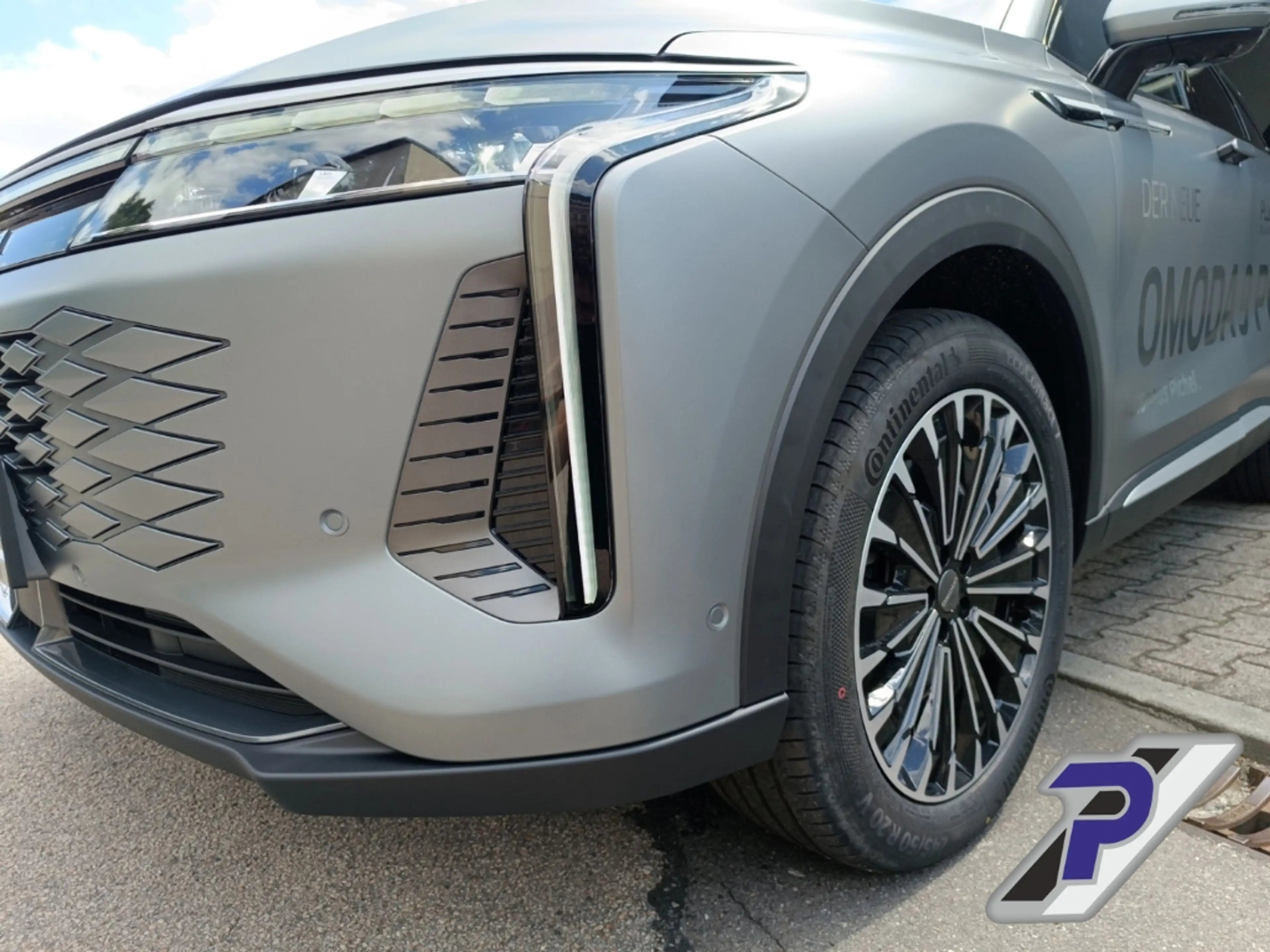 Omoda 9 1.5 TGDI PHEV Exclusive HEAD-UP+PANORAMA+LED — photo 9