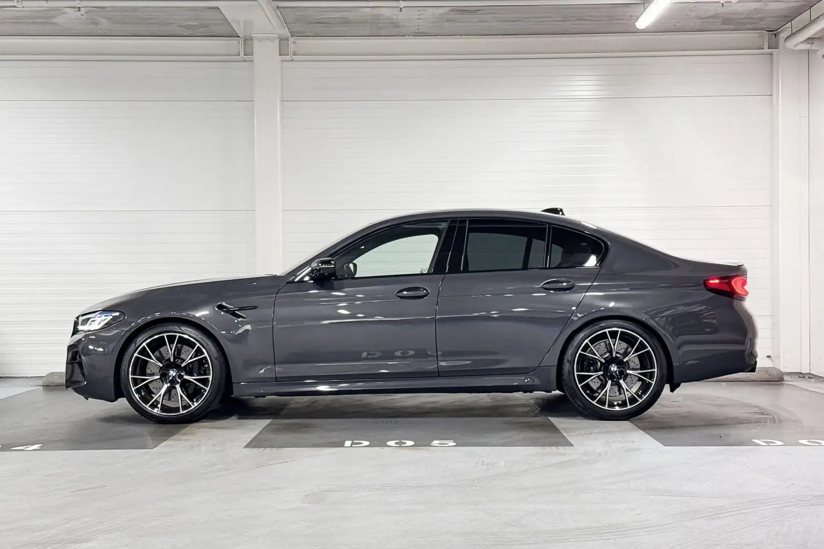 BMW M5 Sedan Competition Grijs - 2