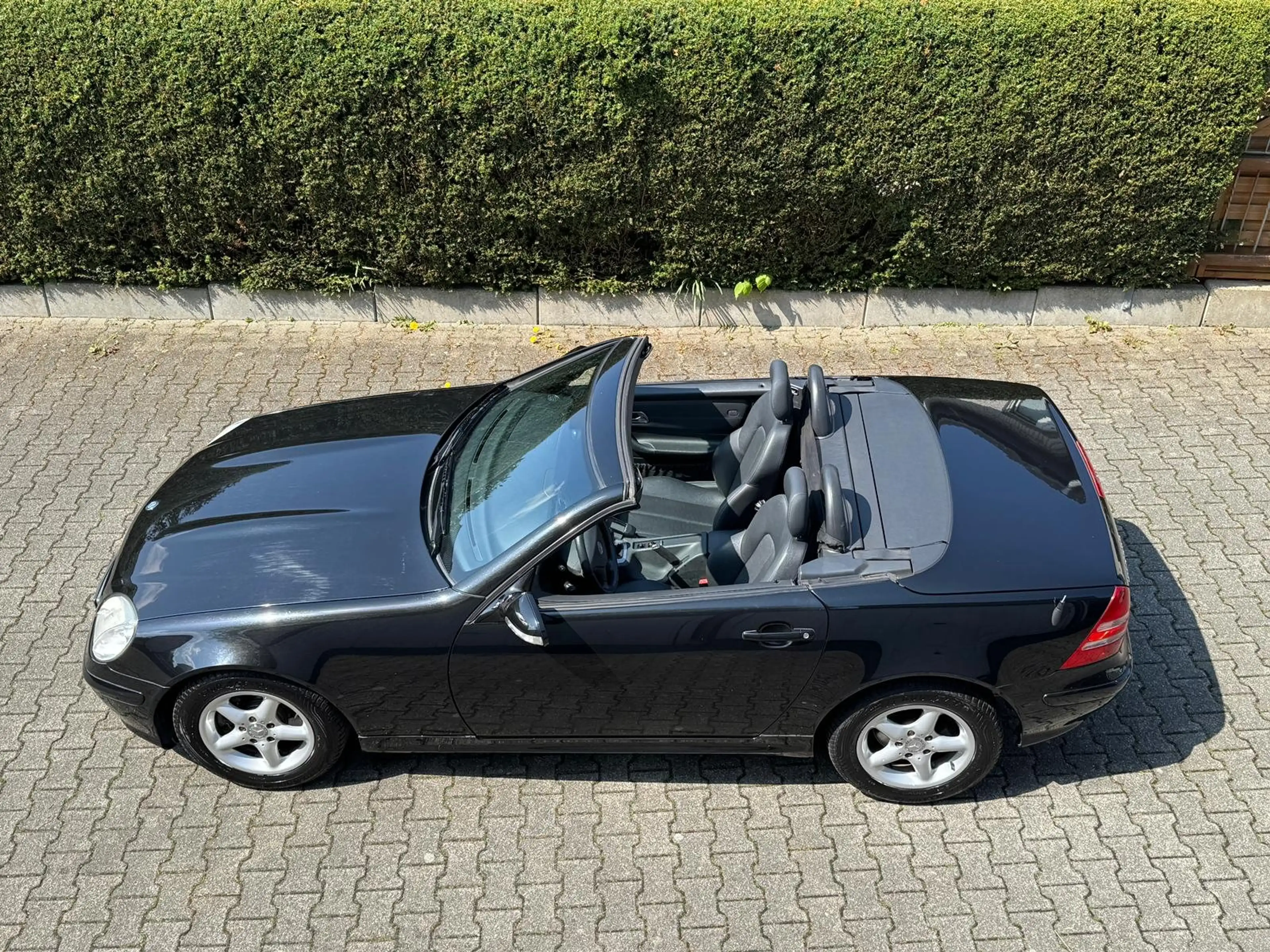 Mercedes-Benz SLK 200 — photo 2