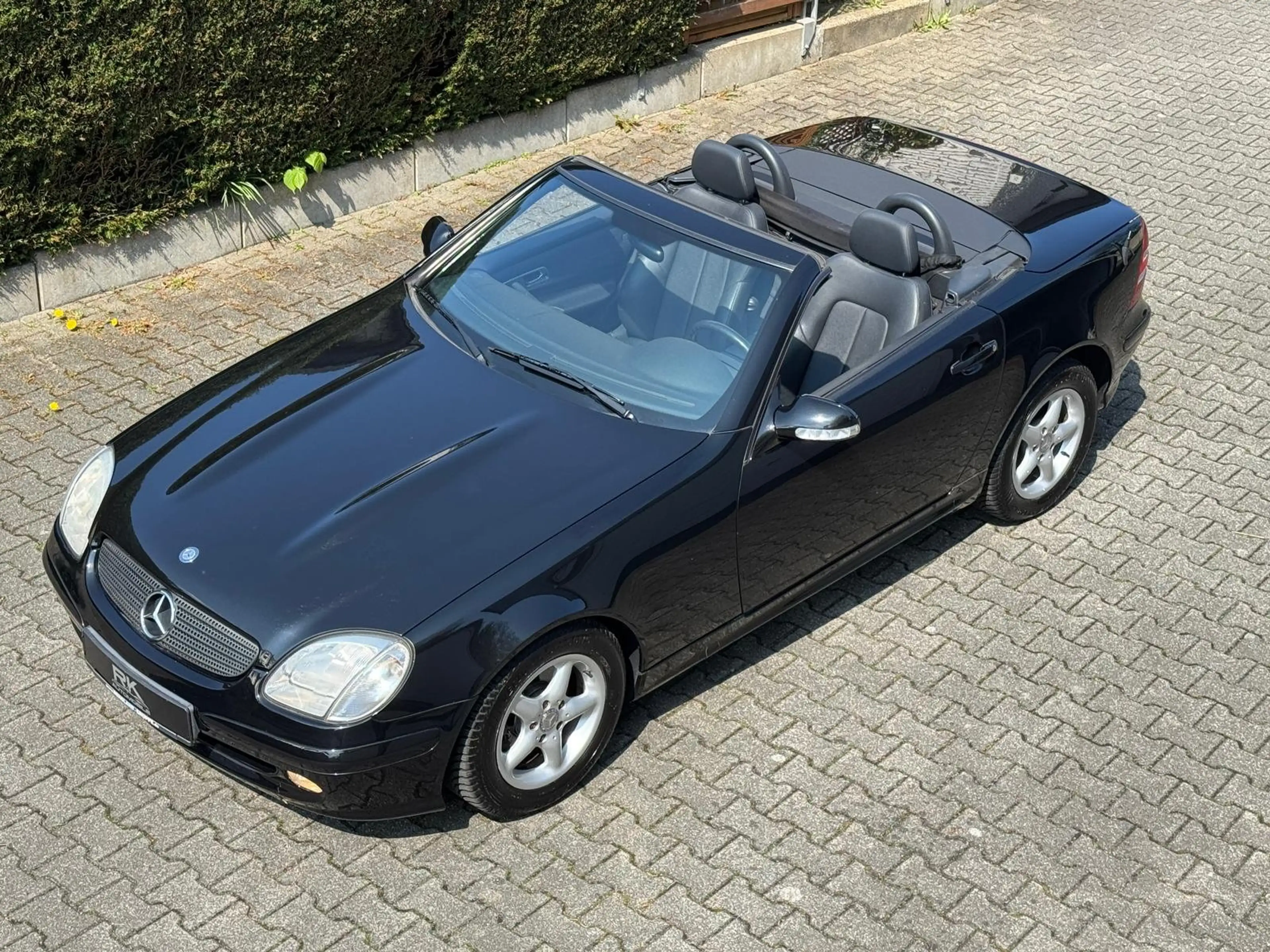 Mercedes-Benz SLK 200