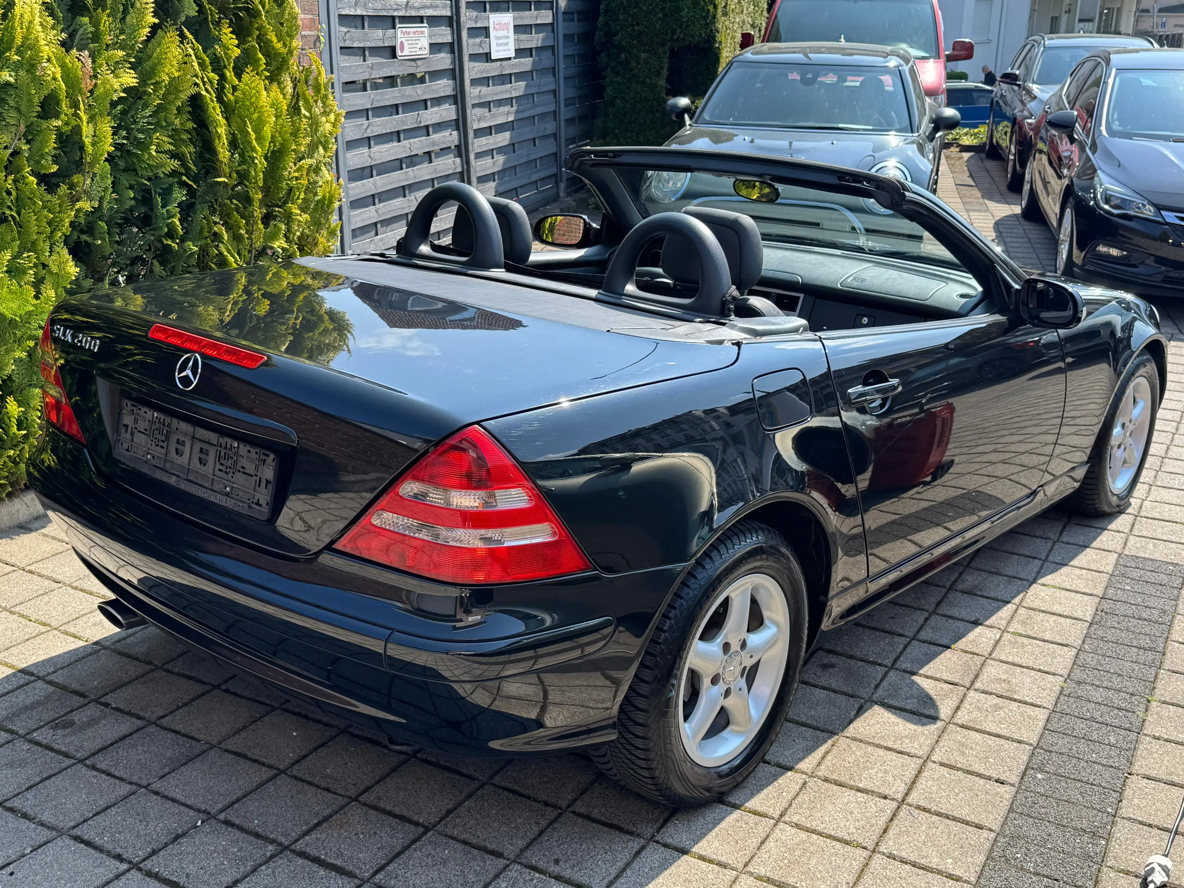 Mercedes-Benz SLK 200 — photo 8