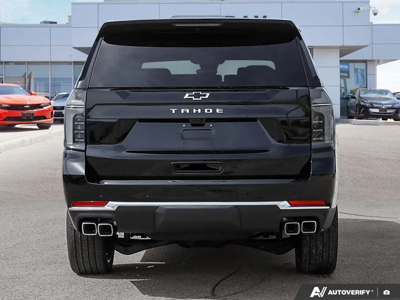 Chevrolet Tahoe снимка Chevrolet Tahoe