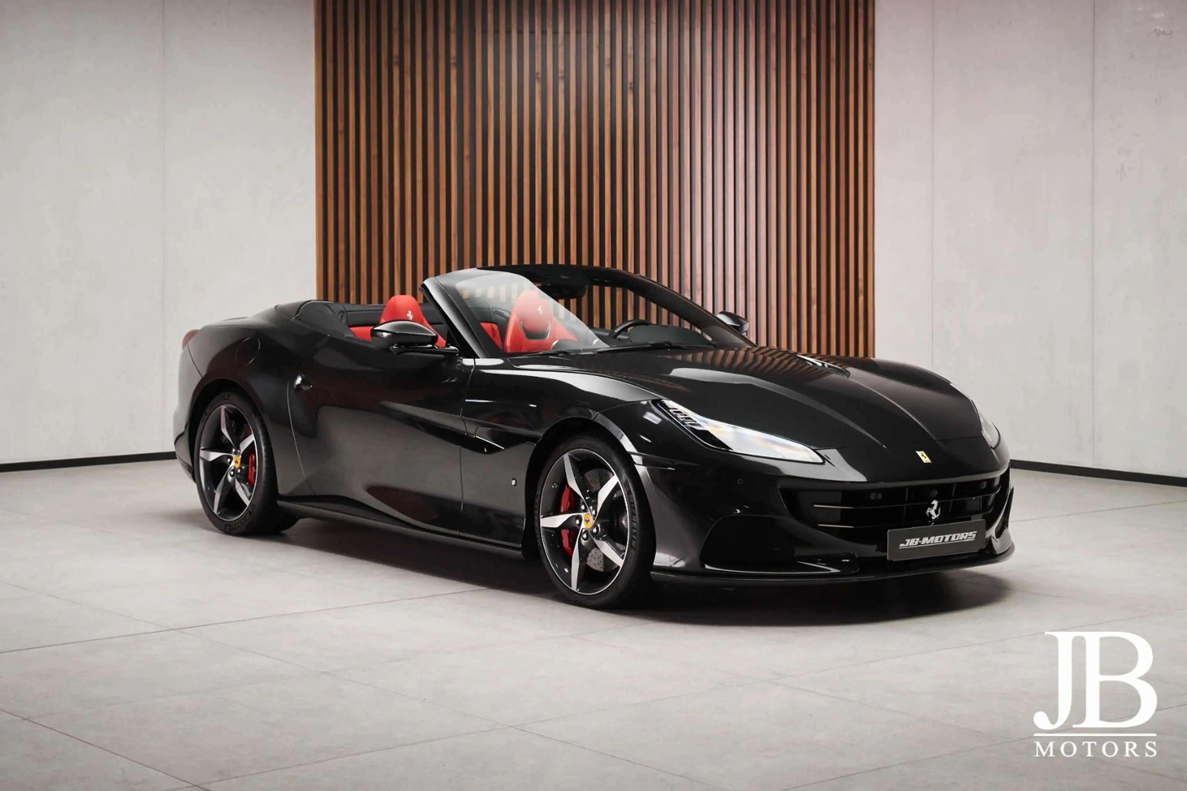 Ferrari Portofino M Carbon LED JBL Surround Magneride — photo 5