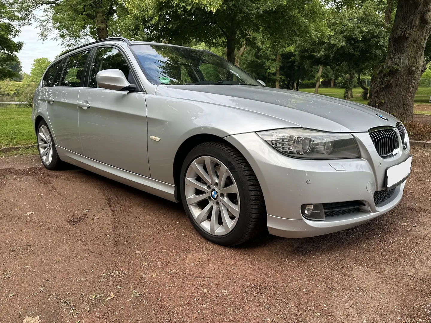 BMW 325 325d DPF Touring Aut. Edition Exclusive Verde - 1
