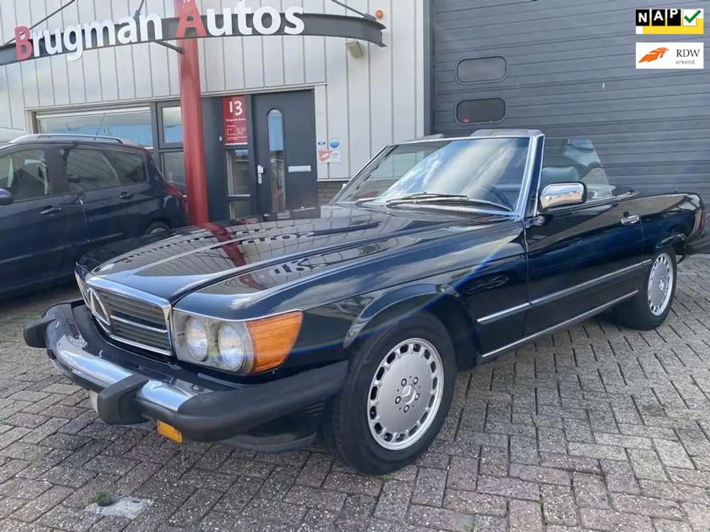 Mercedes-Benz SL 560 SL - 1