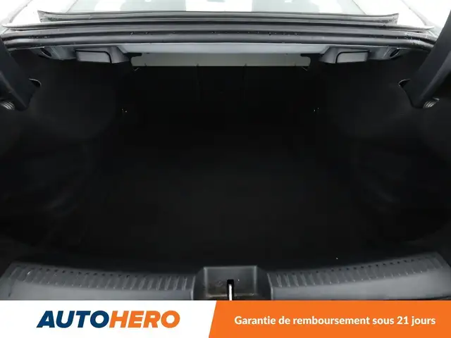 Mercedes-Benz CLA view 17