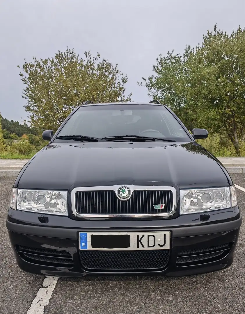 Skoda Octavia Combi 1.8T 20v RS 180 - 1