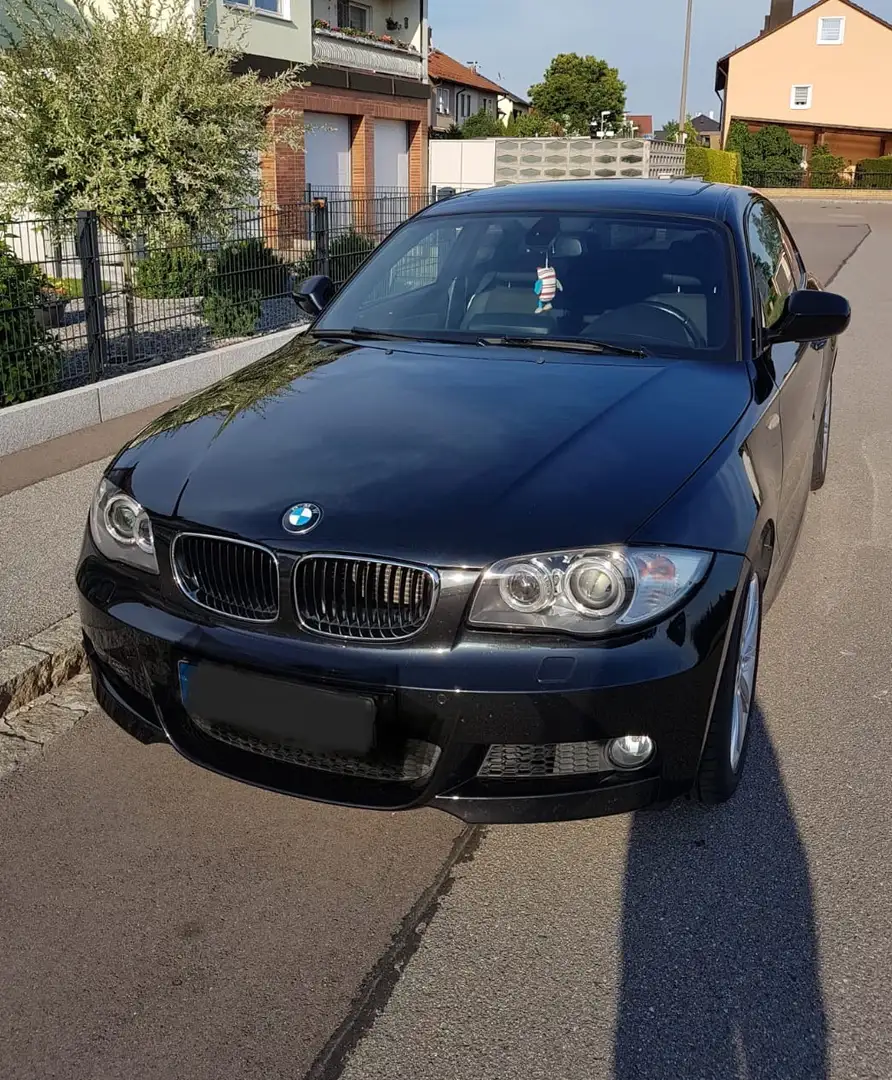 BMW 120 120i cupe Schwarz - 1