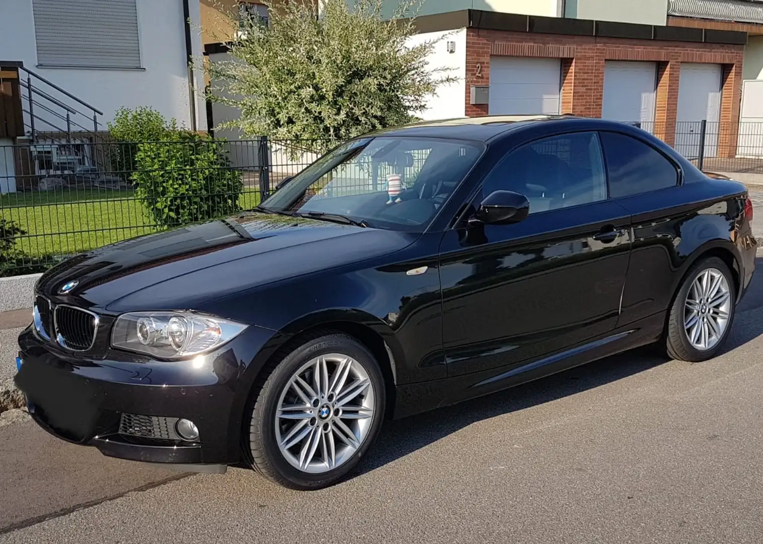 BMW 120 120i cupe Schwarz - 2