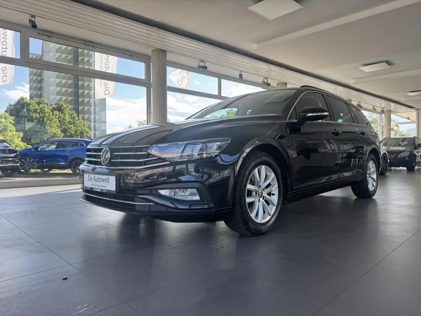 Volkswagen Passat Variant Business 2.0 TDI DSG NAVI LED ACC Klima Navi Schwarz - 2