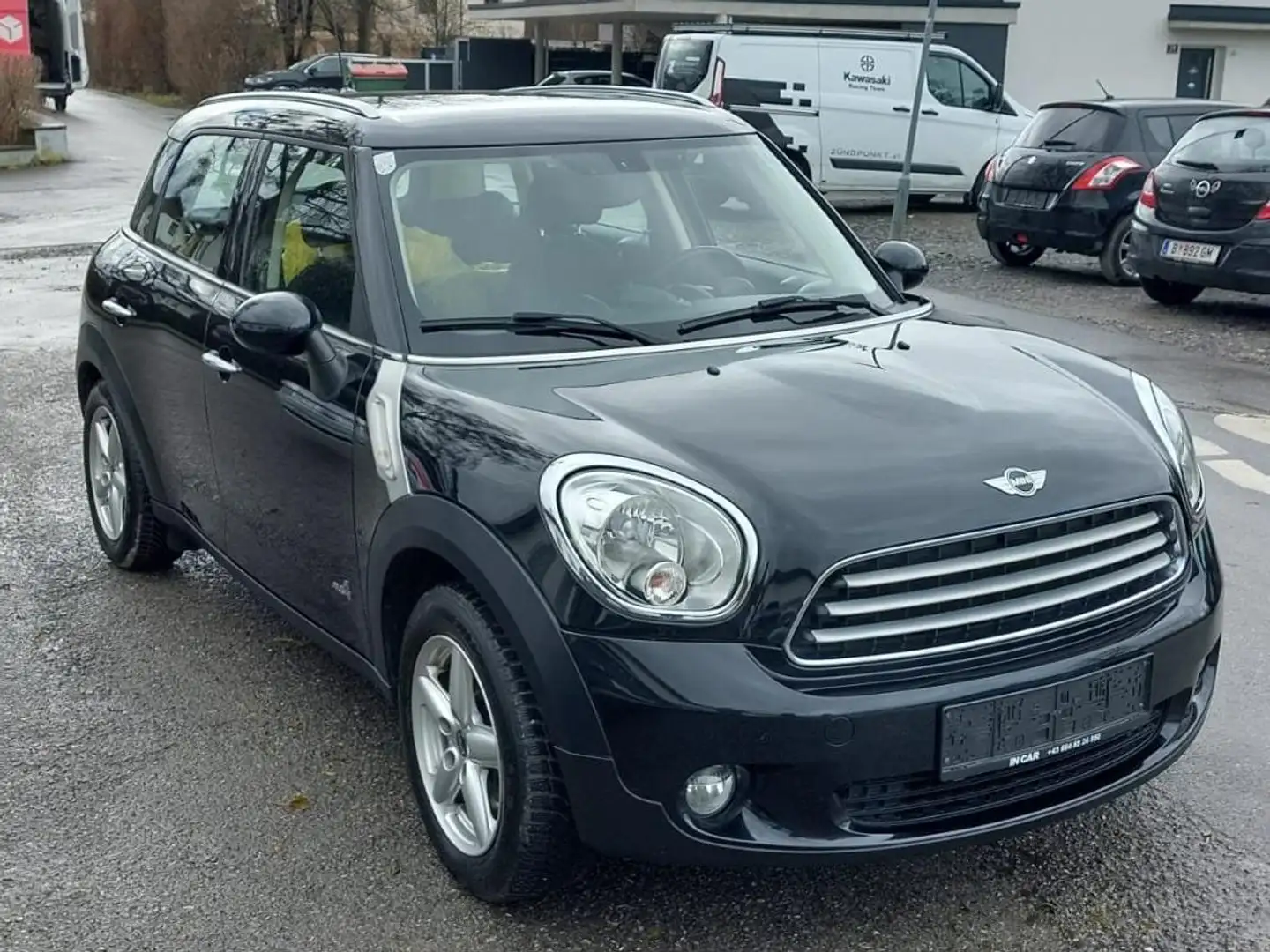 MINI Cooper D Countryman Schwarz - 1