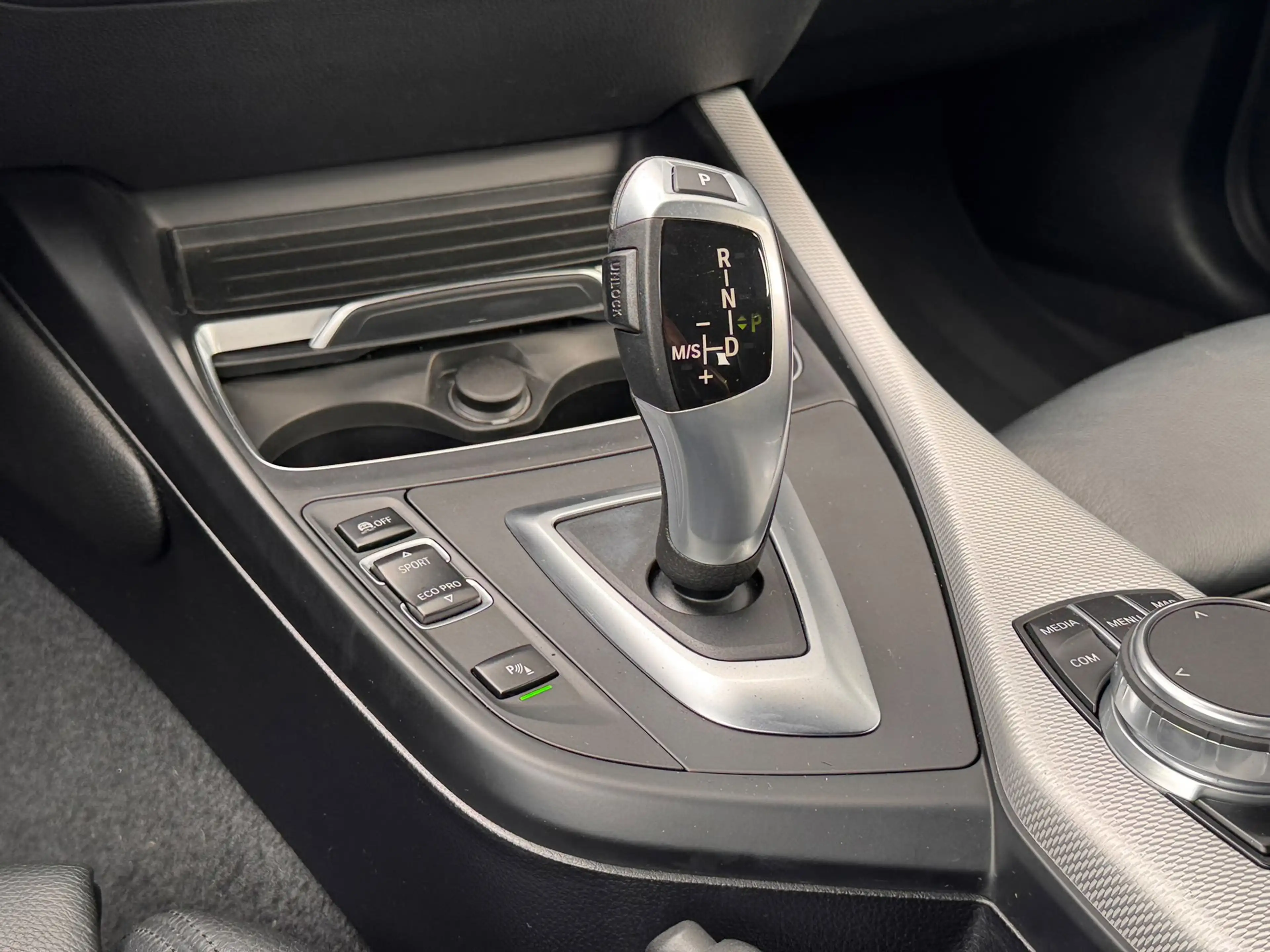 BMW 118 1-serie 118i High Executive M-SPORT AUT. NAVI.PROF — photo 12