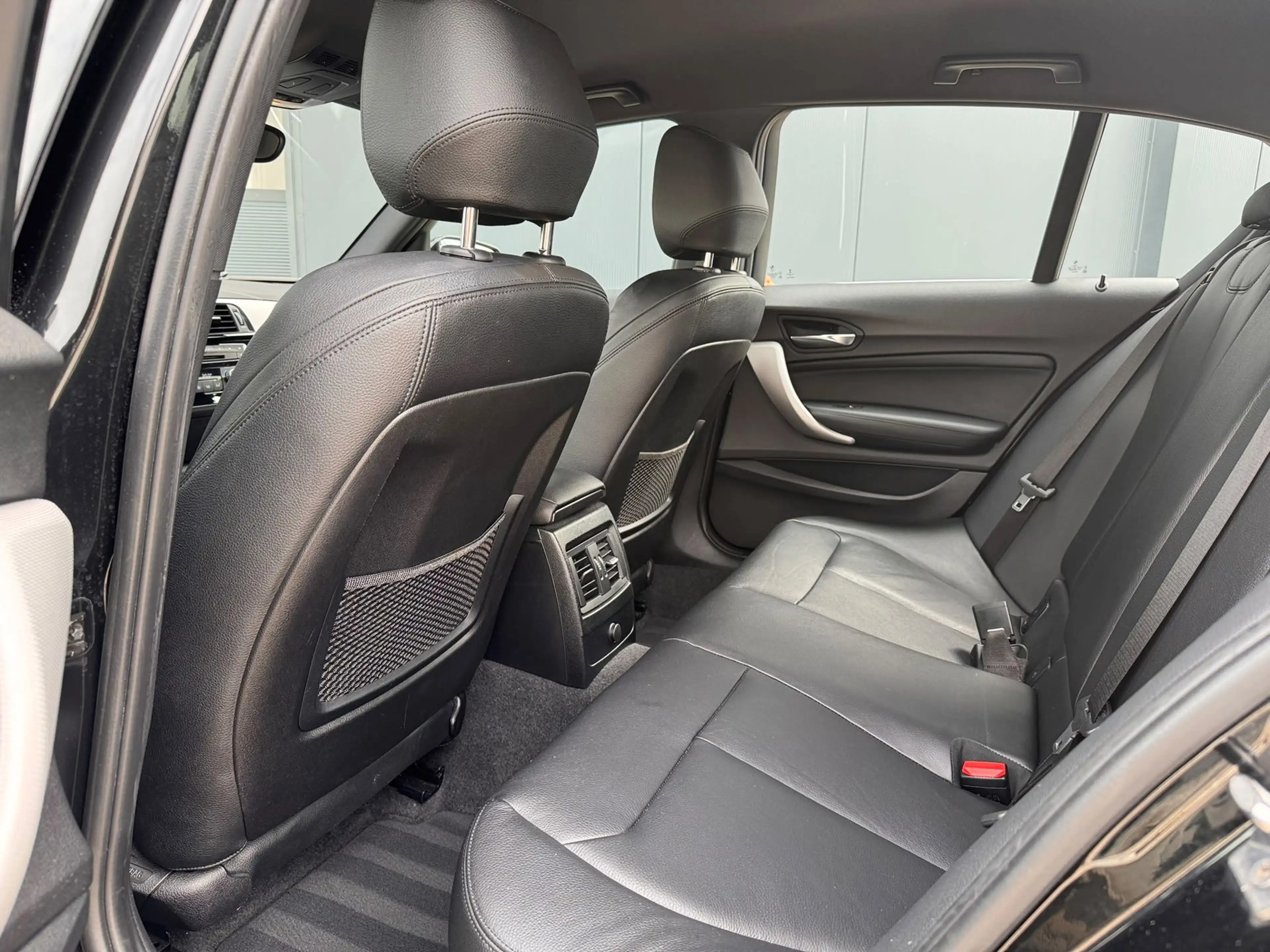 BMW 118 1-serie 118i High Executive M-SPORT AUT. NAVI.PROF — photo 15