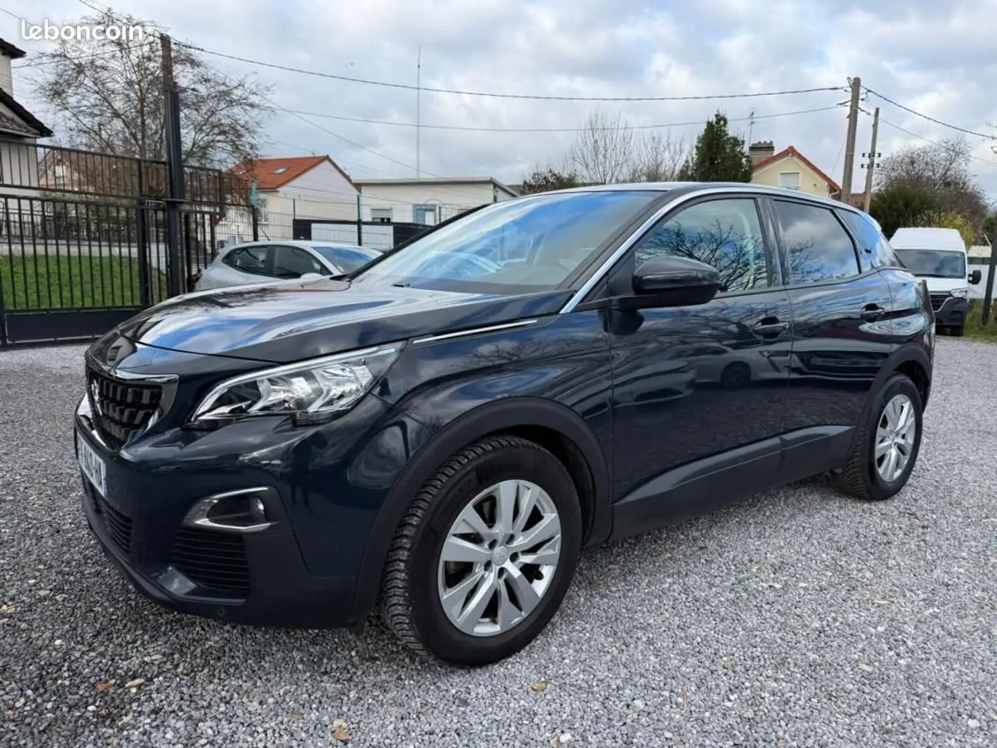 Peugeot 3008 BUSINESS Puretech 130ch S&S EAT8 Active 1 ere main car play camera Gris - 2