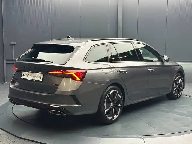Skoda Octavia view 5