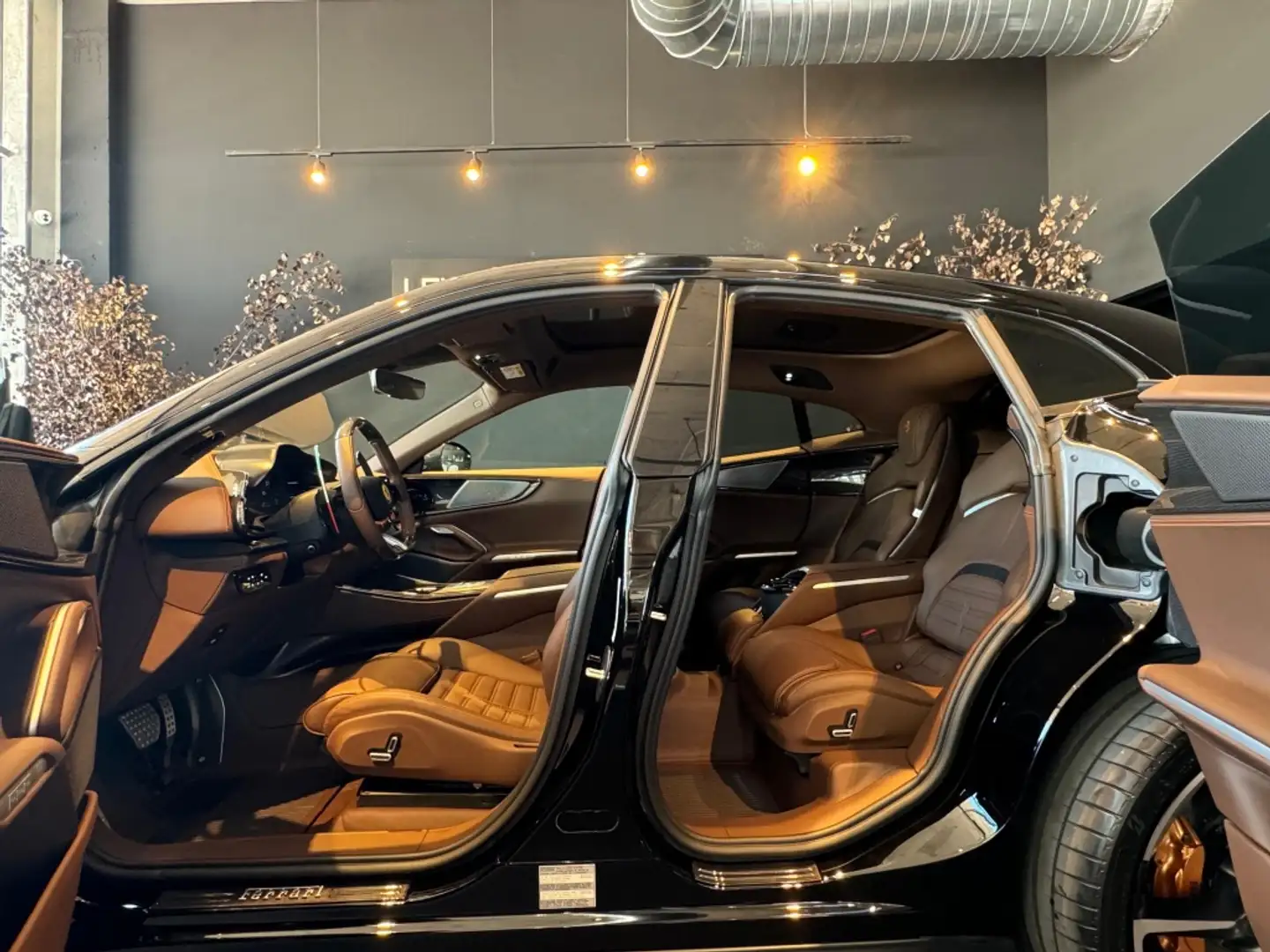 Ferrari Purosangue 6.5 Noir - 2