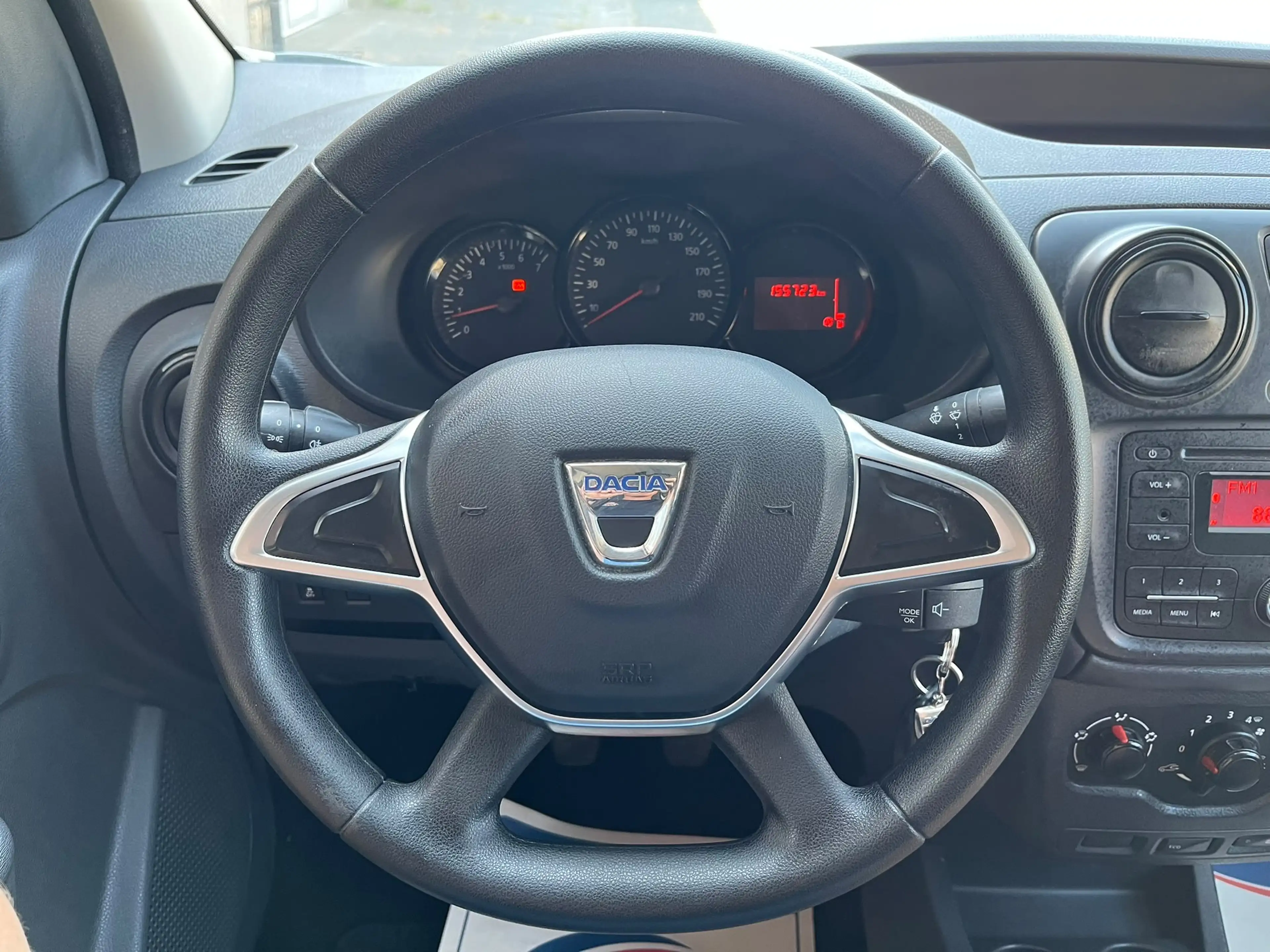 Dacia Dokker Van UTILITAIRE 1.6i SCe EURO6C 1ER PROPRIO *** CAPTEURS/BLUETOOTH *** — photo 14