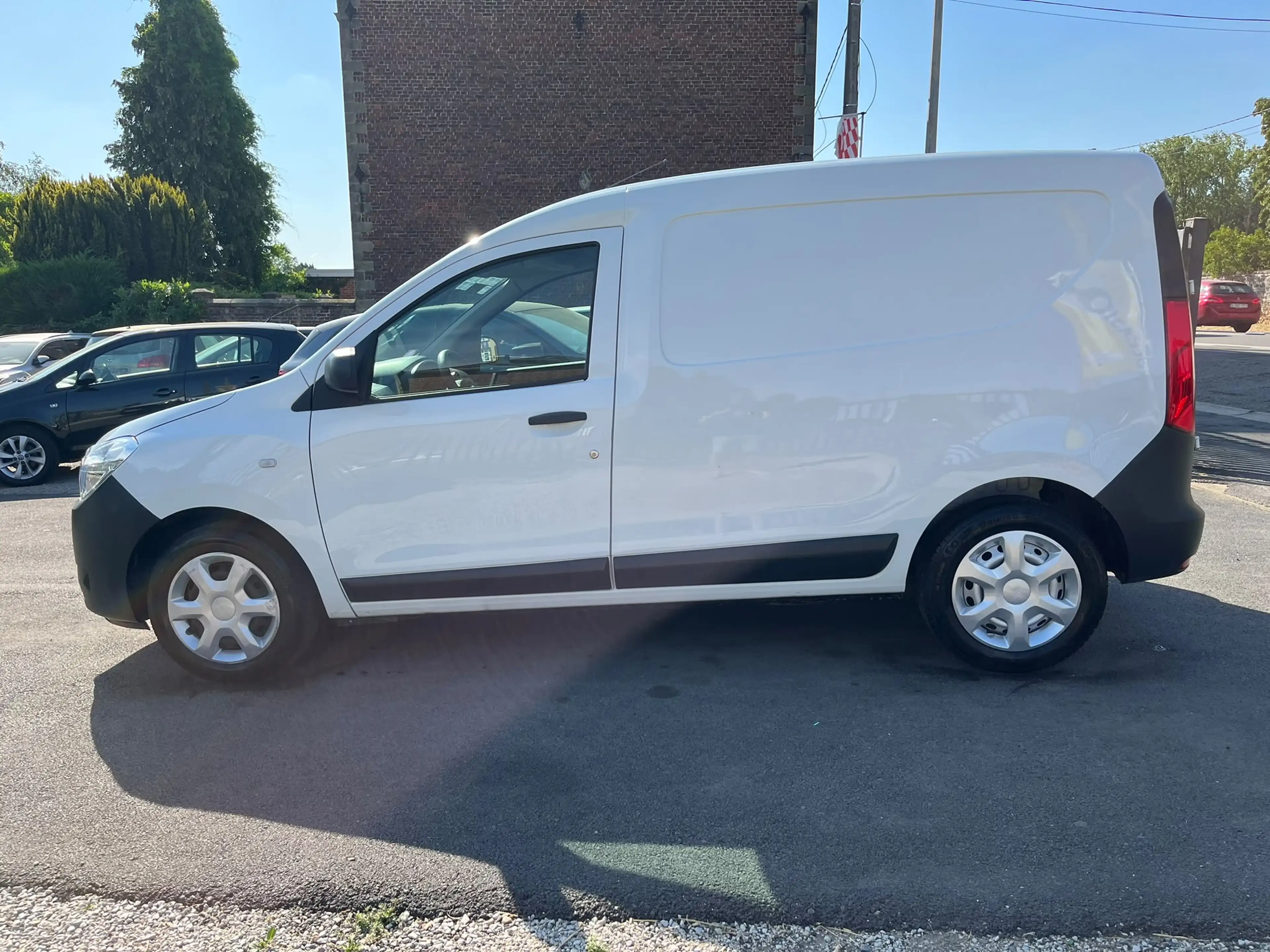 Dacia Dokker Van UTILITAIRE 1.6i SCe EURO6C 1ER PROPRIO *** CAPTEURS/BLUETOOTH *** — photo 8