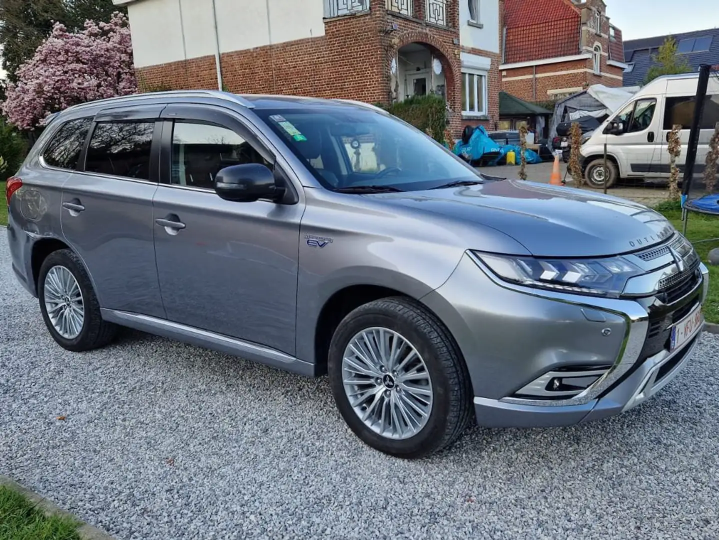 Mitsubishi Outlander Outlander 2.4i 4WD PHEV Intense SDA - 2