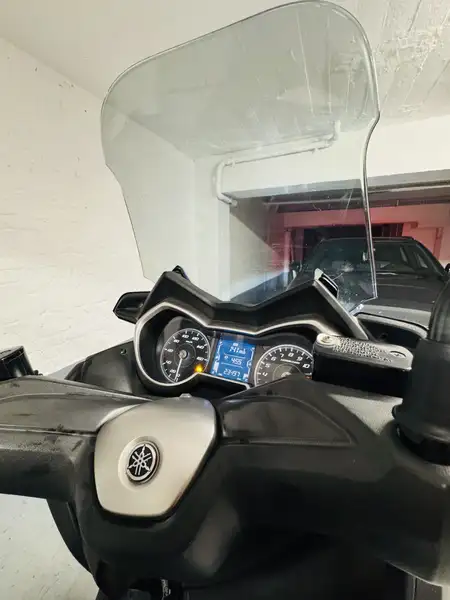 Yamaha XMAX 125