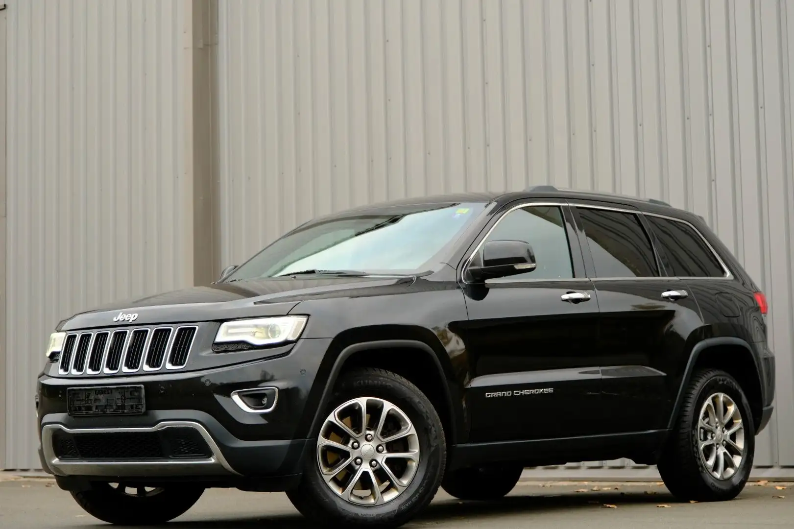 Jeep Grand Cherokee 3.0 CRD Limited Noir - 1