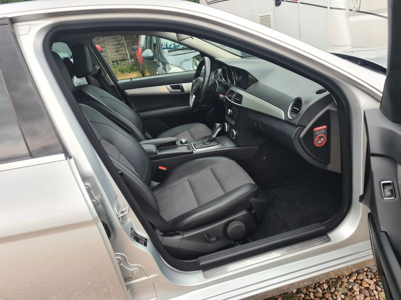 Mercedes-Benz C 200 T CDI BlueEfficiency Avantgarde TOP AUSST. — photo 4