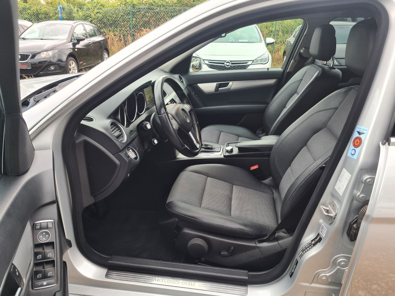 Mercedes-Benz C 200 T CDI BlueEfficiency Avantgarde TOP AUSST. — photo 12