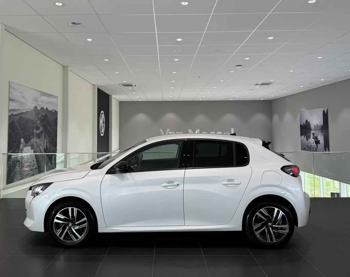 Peugeot 208 1.2 PureTech Allure Pack Apple en Android Auto | E Blanc - 2