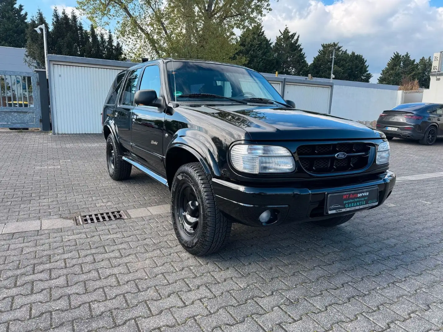 Ford Explorer limited/4x4/ Noir - 1