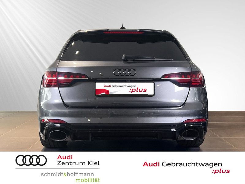 Audi RS4 Avant TFSI tiptronic B&O Panorama Navi+ RFK Klima — photo 5