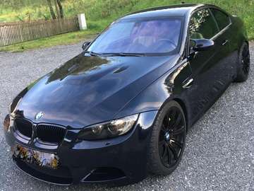 E92 Jerez-Schwarz-Metallic mit Special Edition GPOWER SK II Kit