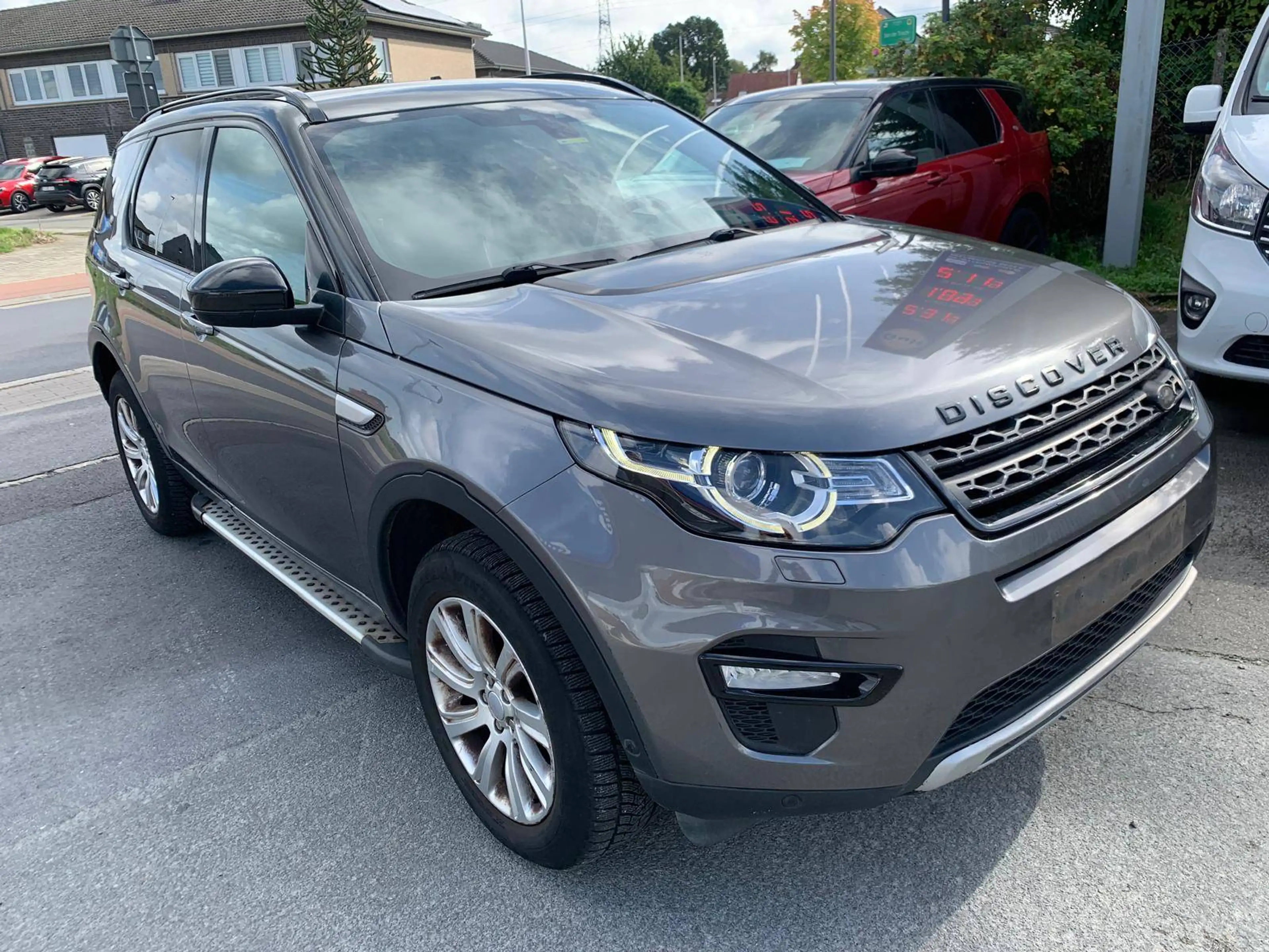 Land Rover Discovery Sport Discovery Sport 2.2 SD4 HSE — photo 4