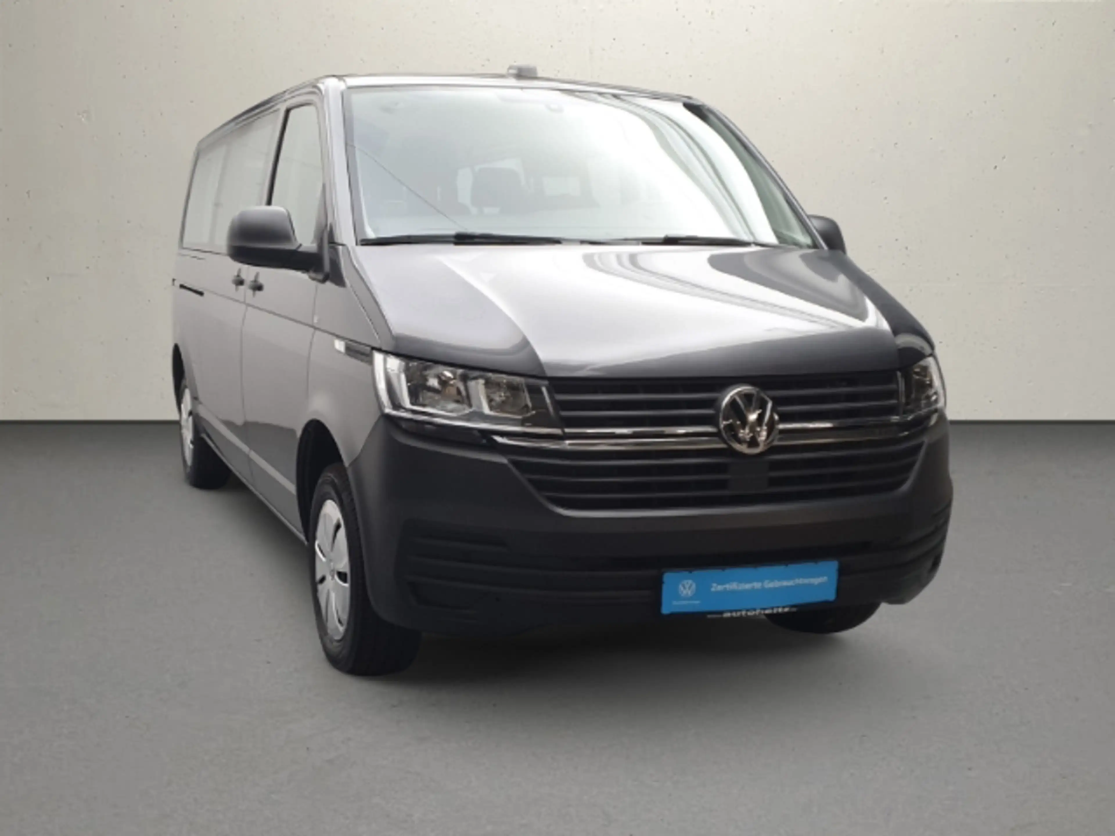 Volkswagen T6.1 Transporter Kombi 9-Sitzer L2H1 AHK Navi — photo 3