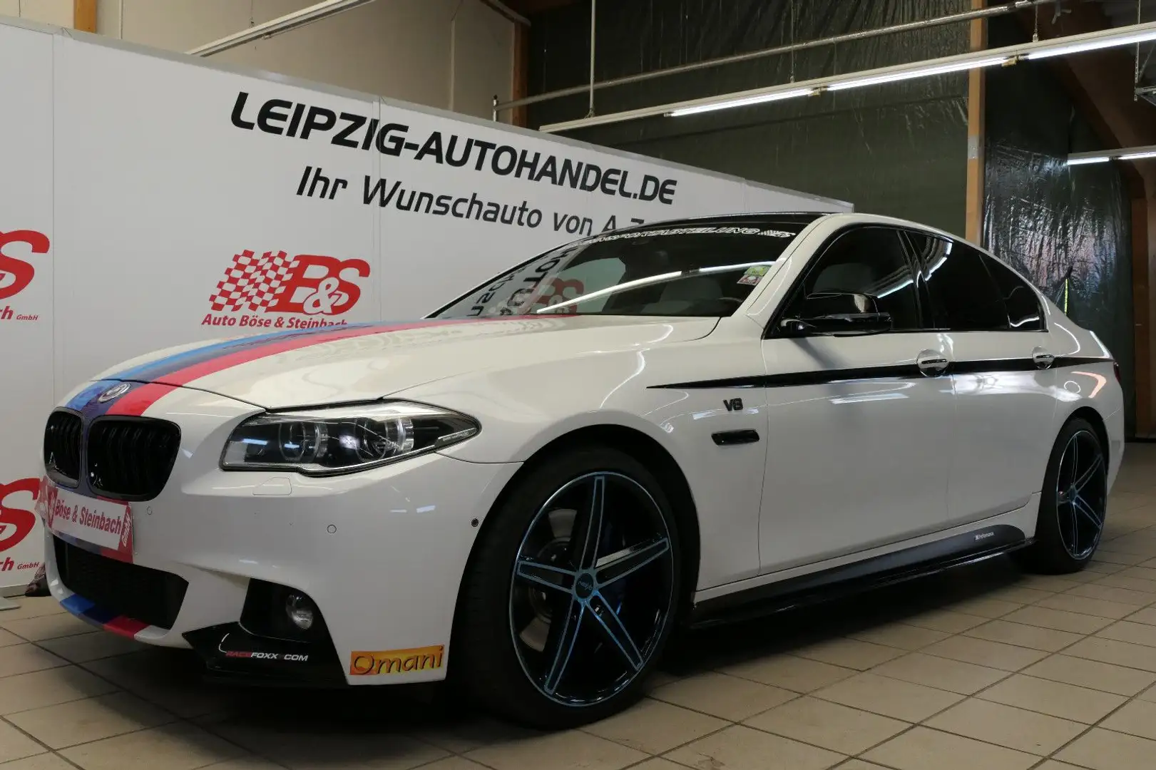 BMW 550 i xDrive M-Sportpaket*LED*NAV*KAM*GRA* Blanco - 1
