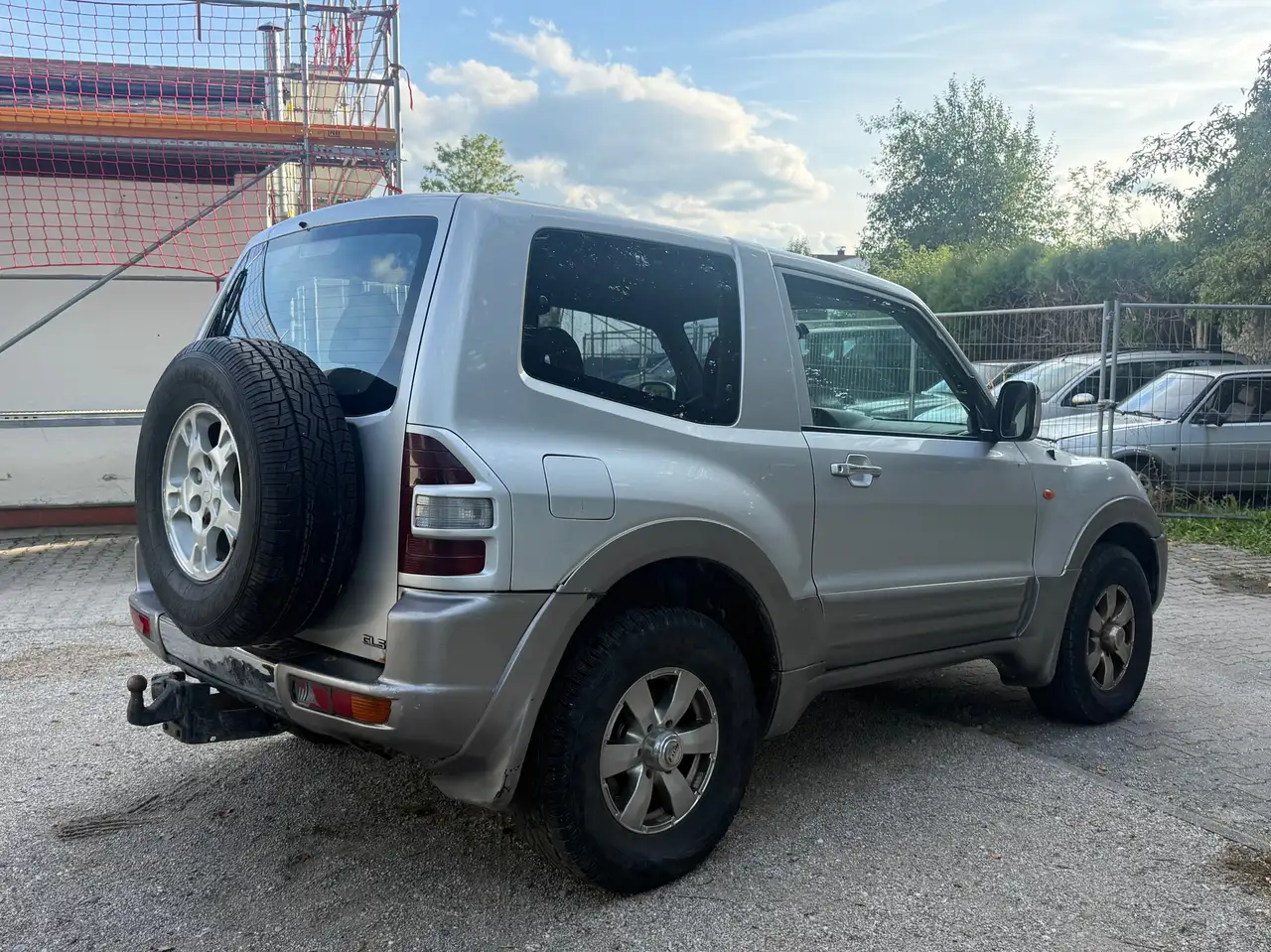 Mitsubishi Pajero 3.2 DI-D Avance (3-trg.), foto 3