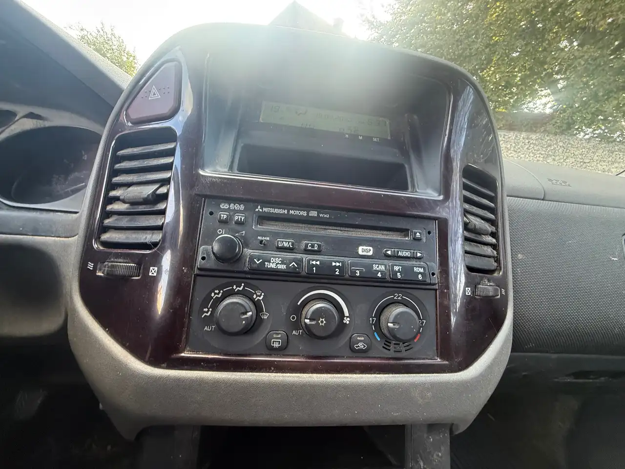Mitsubishi Pajero 3.2 DI-D Avance (3-trg.), foto 12