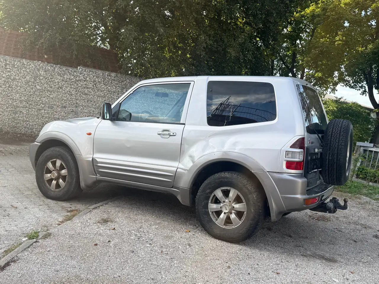 Mitsubishi Pajero 3.2 DI-D Avance (3-trg.), foto 5